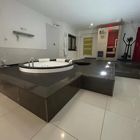 San Nicola Luxury 아파트 바리